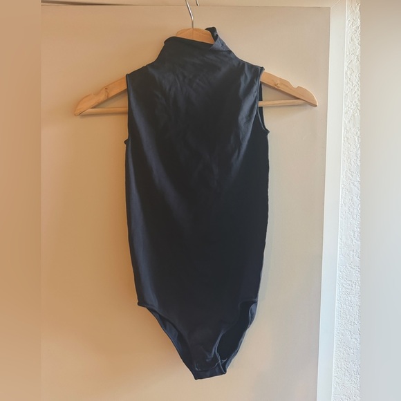 SKIMS Tops - Skims Essential Bodysuit